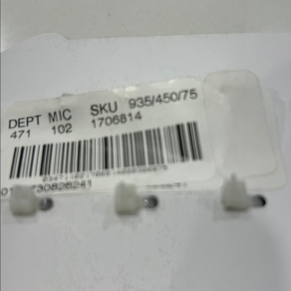 Capelli NY Holiday Rings - Picture 3 of 3